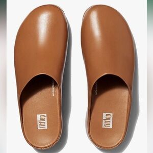 Fitflops Shuv clogs size 9